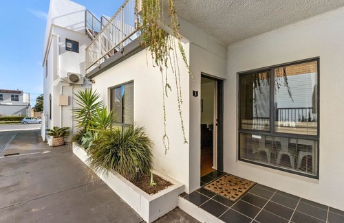 West Beach Apartment | Seascape on Seaview - 1 Bedroom