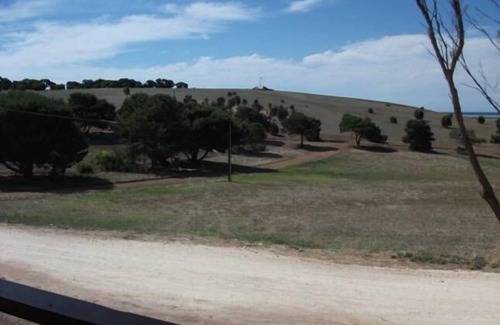 Kingscote House | SeaSee Holiday House - Amazing views