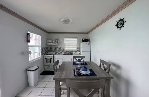 Black Point House | Seashore Sleeps Book Your Winter Getaway Now!