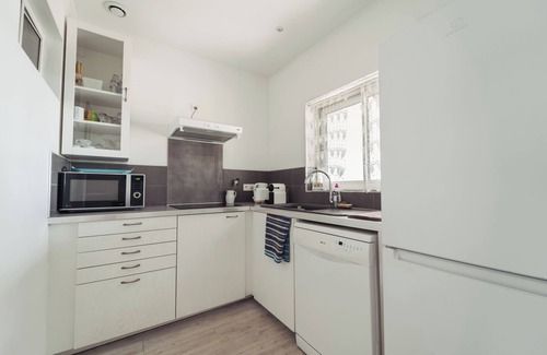 Frontignan House | Seaside farmhouse with garden - Enjoy a great holiday experience !