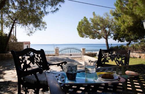 Kineta Villa | Seaside Haven Kineta