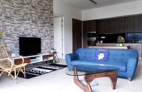 Batu Ferringhi Apartment | Seaside, heart of Batu Ferringhi beach, luxury home stay
