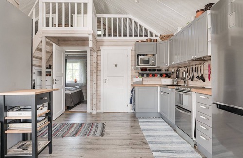 Axmar House | Seaside holiday home in Axmar north of Gävle | SE20003