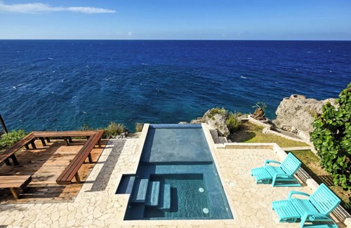 Oracabessa Villa | Seaside Jamaican Villa - 5 Bedrooms