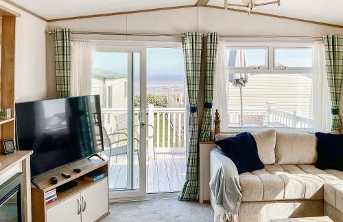Blue Anchor House | Seaside Jollys
