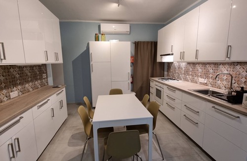 San Tumas Apartment | Seaside Modern Comfy 2-bedroom House next to the Shore