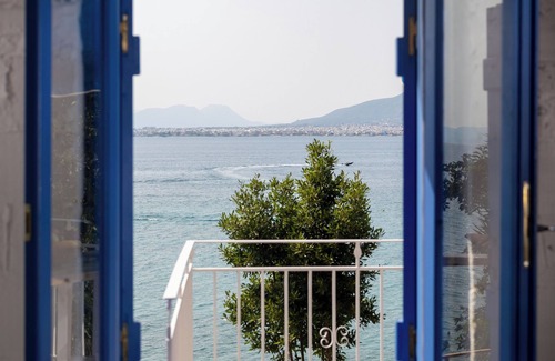 Paralia Vergas House | Seaside retreat Apartment in Almyros, Kalamata