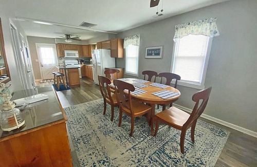 Seaside Heights House | Seaside Retreat Cottage has been totally renovated and lots of backyard space!