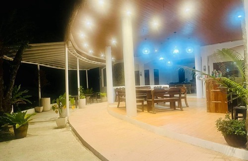 Sipalay Apartment | Seaside Serenity: Sipalay Studio Escape