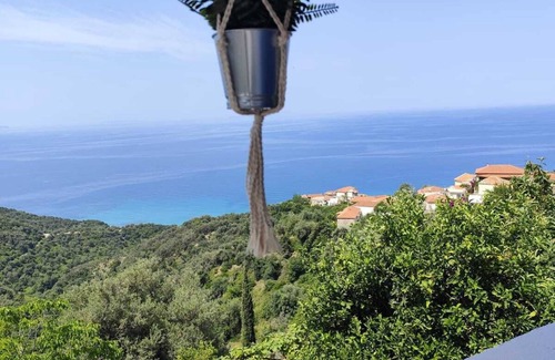 Lukove Condo | Seaside Soul-Sunset Comfort Home