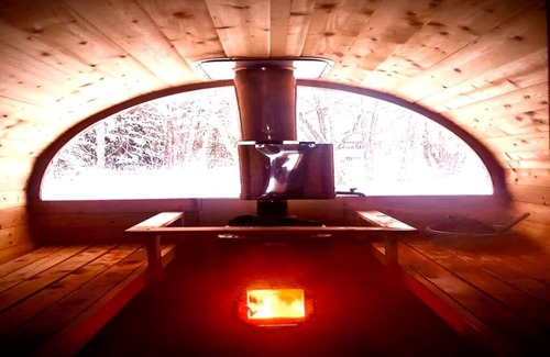 Umea Municipality House | Seaside villa in Umeå with wood-fired sauna perfect for families and companies