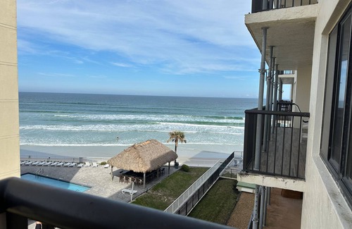 Daytona Beach Shores Condo | SeasideAdventure 2BR Beach Condo Summer Deals NOW