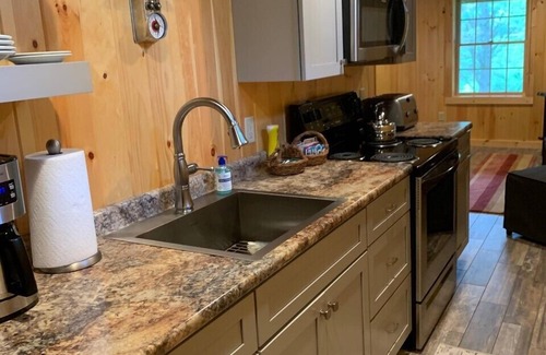 Wilmington Apartment | Seasonal Rental Available - One-Bedroom Apartment in Wilmington, VT