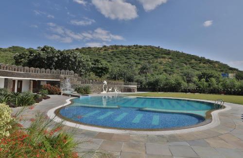 Udaipur Hotel | Seasons Park Resort