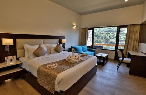 Udaipur Hotel | Seasons Park Resort