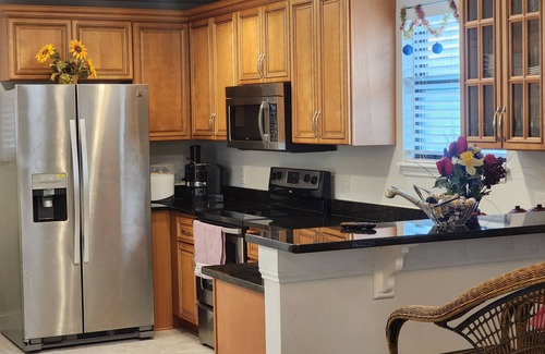 Dolphin's Cove Apartment | Seatrout Apartment - 6 minutes to TPC The GOLF Players Championship