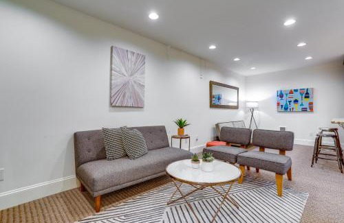 Belltown Apartment | Seattle Condo with Parking, Near Space Needle!