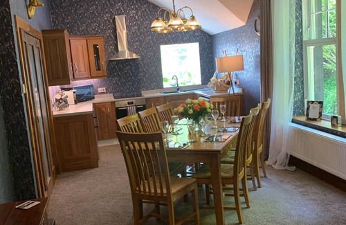 Rothesay Apartment | Seaview 4 Ensuite Bedroom Apartment on Beautiful Isle of Bute