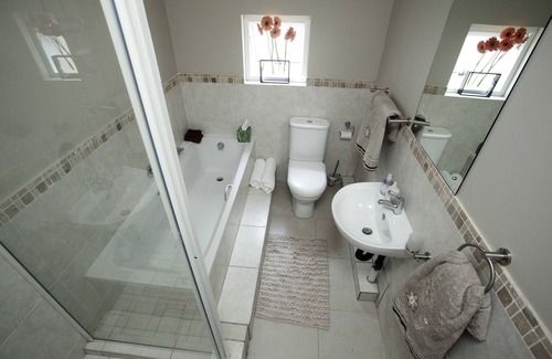 La Lucia Bed & Breakfast | Seaview Manor Exquisite Bed & Breakfast