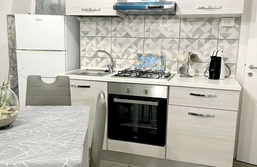 Nicotera Apartment | SeaView Nicotera Marina a stone's throw from Tropea