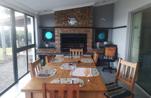 Port Shepstone Apartment | Seaview Self Catering