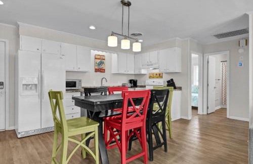 Shell Island House | Seaview Unit A by Sea Scape Properties