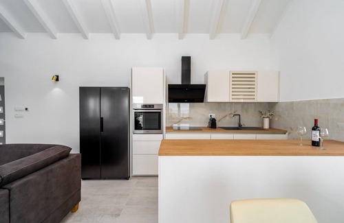 Borak Villa | Seaview Villa KING with pool 3km from sea