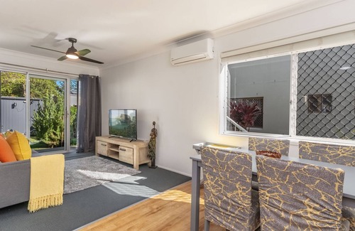 Yamba Apartment | Seawest 2 | Entrance Wooli Street