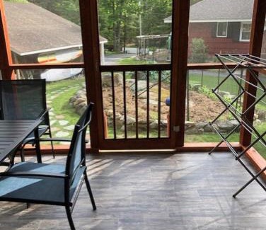 South Casco House | Sebago Lake Cottage on Raymond Cape