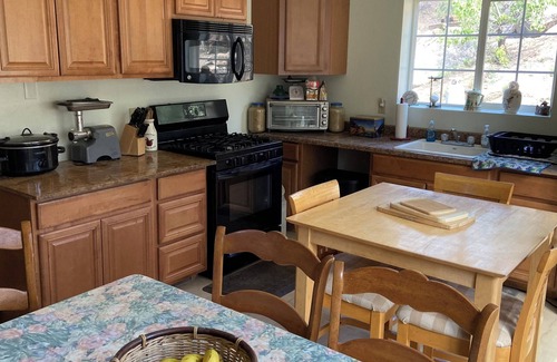 Fawnskin Cabin | Secluded 3-bedroom cabin in Fawnskin, Big Bear