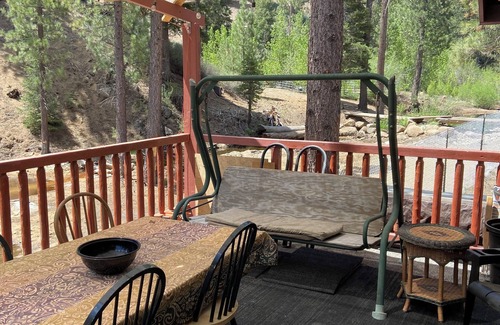 Fawnskin Cabin | Secluded 3-bedroom cabin in Fawnskin, Big Bear