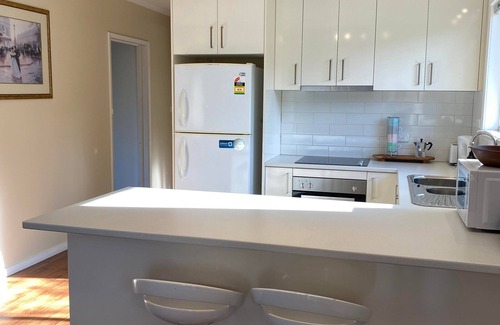 Eurobin Cottage | Secluded accommodation in close proximity to the picturesque township of Bright.