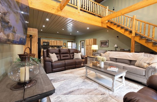 Factoryville House | Secluded and spacious Barndominium close to 2 Ski Resorts and many attractions!