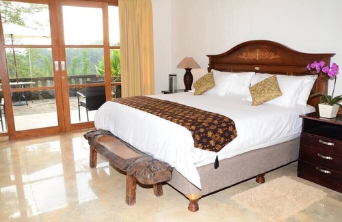 Kerta House | Secluded Bali Oasis | POOL | Breakfast | King Bed