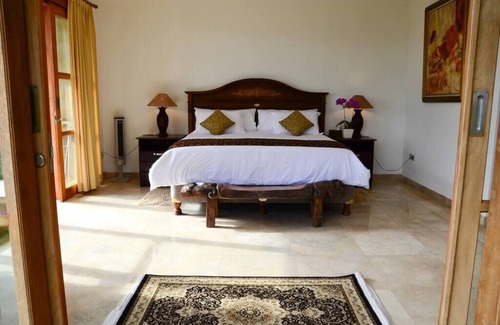 Kerta House | Secluded Bali Oasis | POOL | Breakfast | King Bed