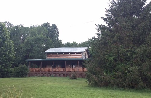 Pomeroy Cabin | Secluded Cabin, Family and Pet-Friendly