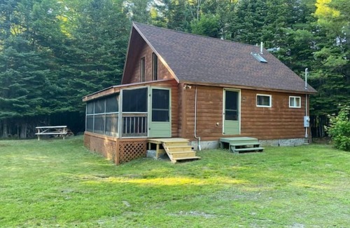 Rockwood Cabin | Secluded Cabin With Trail And Water Access