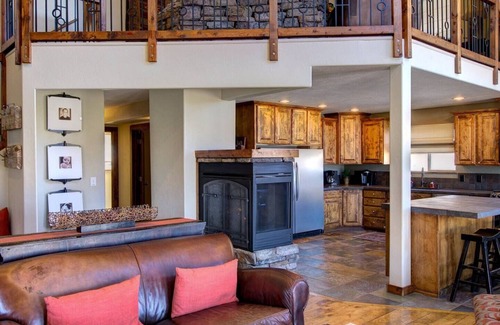 Bicknell House | Secluded Capitol Reef Retreat