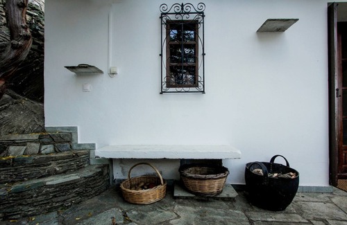 Makrynitsa House | Secluded cottage & guesthouse in the mountains