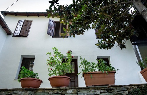 Makrynitsa House | Secluded cottage & guesthouse in the mountains