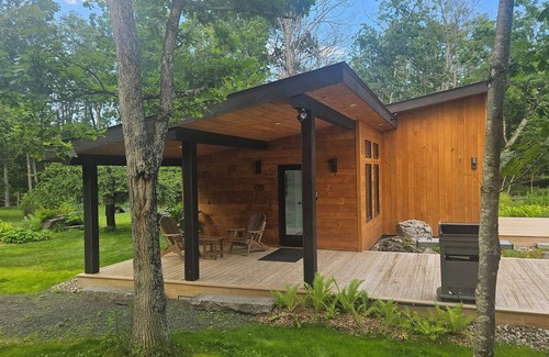 West Hurley House | Secluded couples retreat !