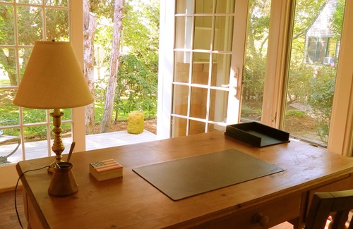 West of Town House | Secluded Estate On 3 Acres With House, Cottage, And Pond