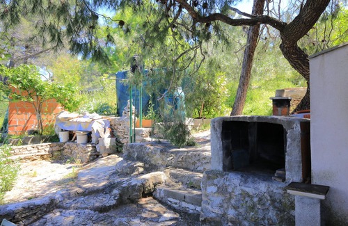 Praznica House | Secluded fisherman's cottage Cove Dučac, Brač (K-24291)