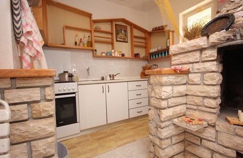 Tkon House | Secluded fisherman's cottage Cove Vitane, Pašman (K-8483)