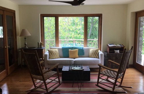 Middle Hope House | Secluded Forest Retreat with Hot Tub on 5+ Acres