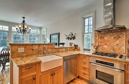 Winhall House | Secluded Home, 7 Mins to Stratton Mountain Resort