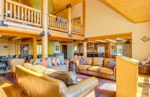 Eldorado House | Secluded Iowa Home Near Hiking and Fishing!