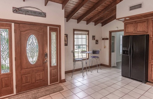 Lake Whitney House | Secluded Lakehouse w/Private Cove Access | Foosball & Basketball Court | Family Retreat