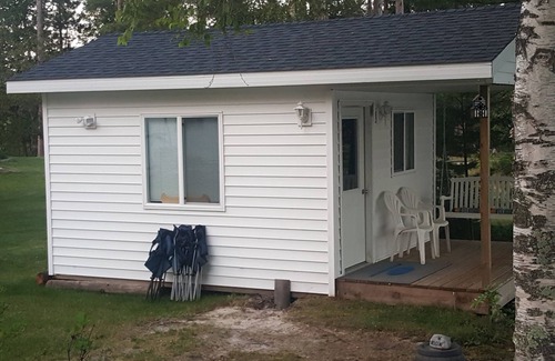 Steuben Cottage | Secluded lakeside Cottage in the heart of National Forest- down UP back roads.