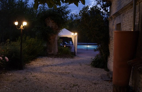 Pereuil House | Secluded Luxury House. Private Pool. Between Cognac, Angouleme, Royan. Bordeaux.